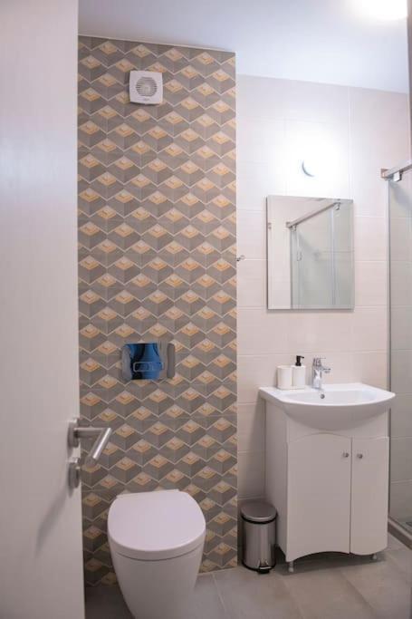 Oslo: A Modern Furnished Apartment With Parking 소피아 외부 사진